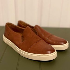 Frye Ivy Slip On Sneaker- cognac 7.5